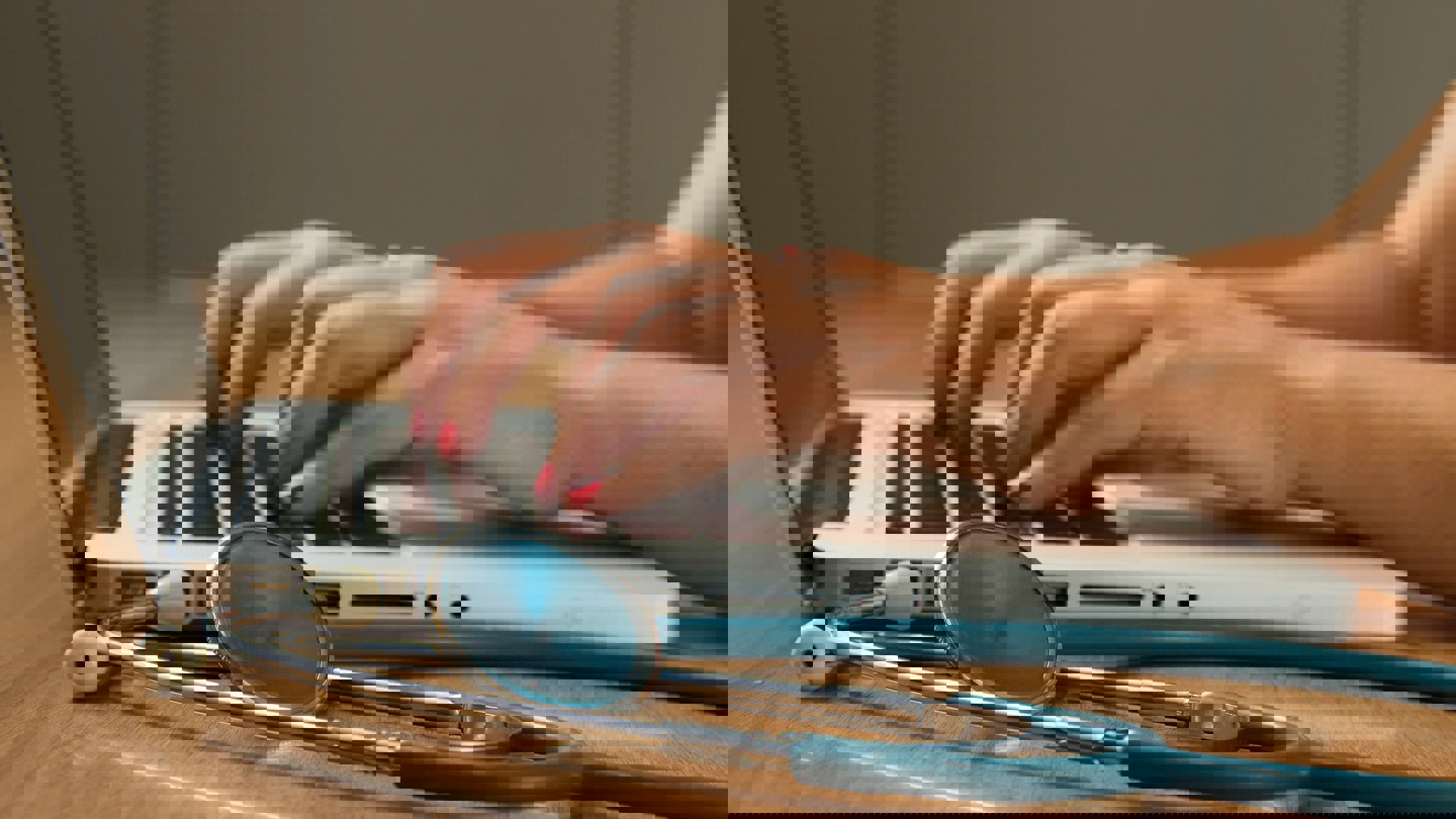 National Cancer Institute Nfvdkihxylu Unsplash